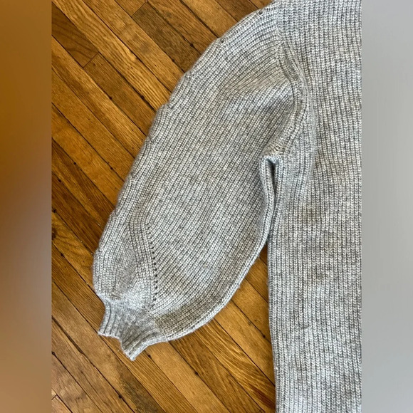 ASOS Chunky Knit Balloon Sleeve Long Cardigan Sweater Grey | Size 6 - Picture 4 of 4